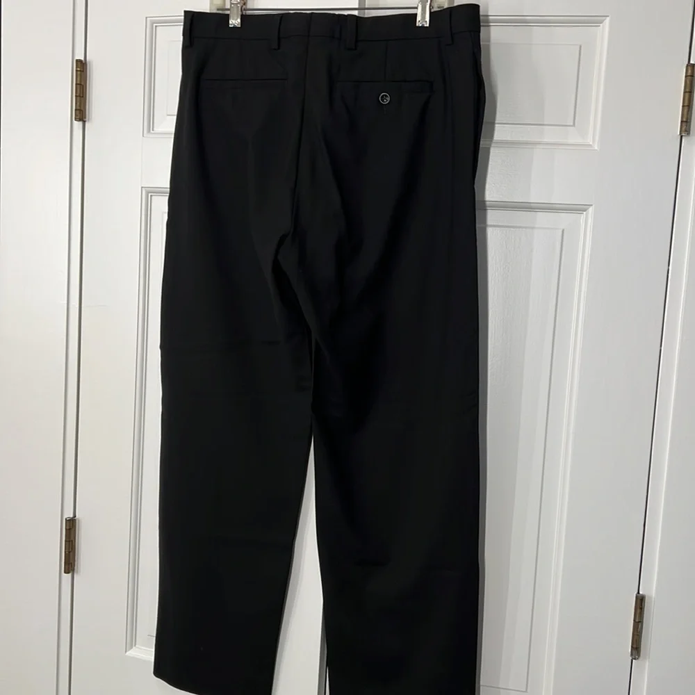 EUC Banana Republic black wool dress pants. 35/30 - Picture 3 of 9